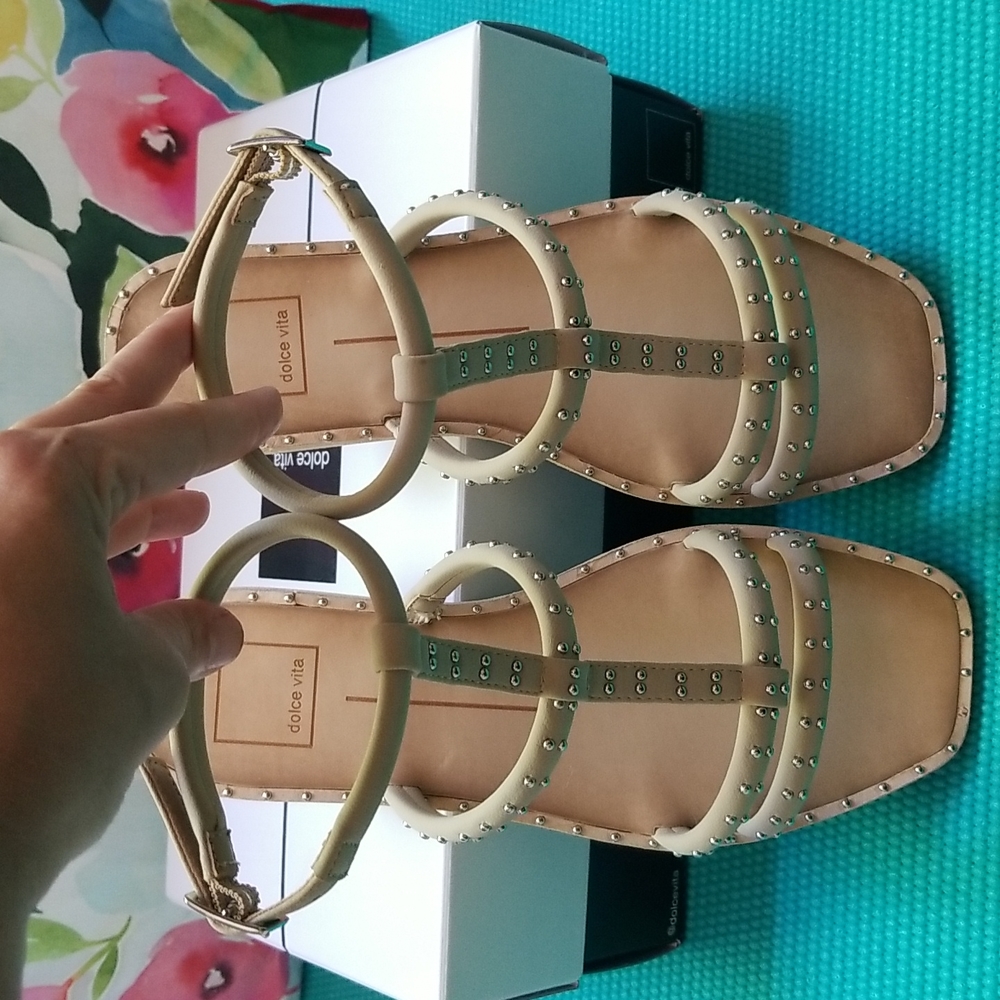 Dolce Vita Sandle